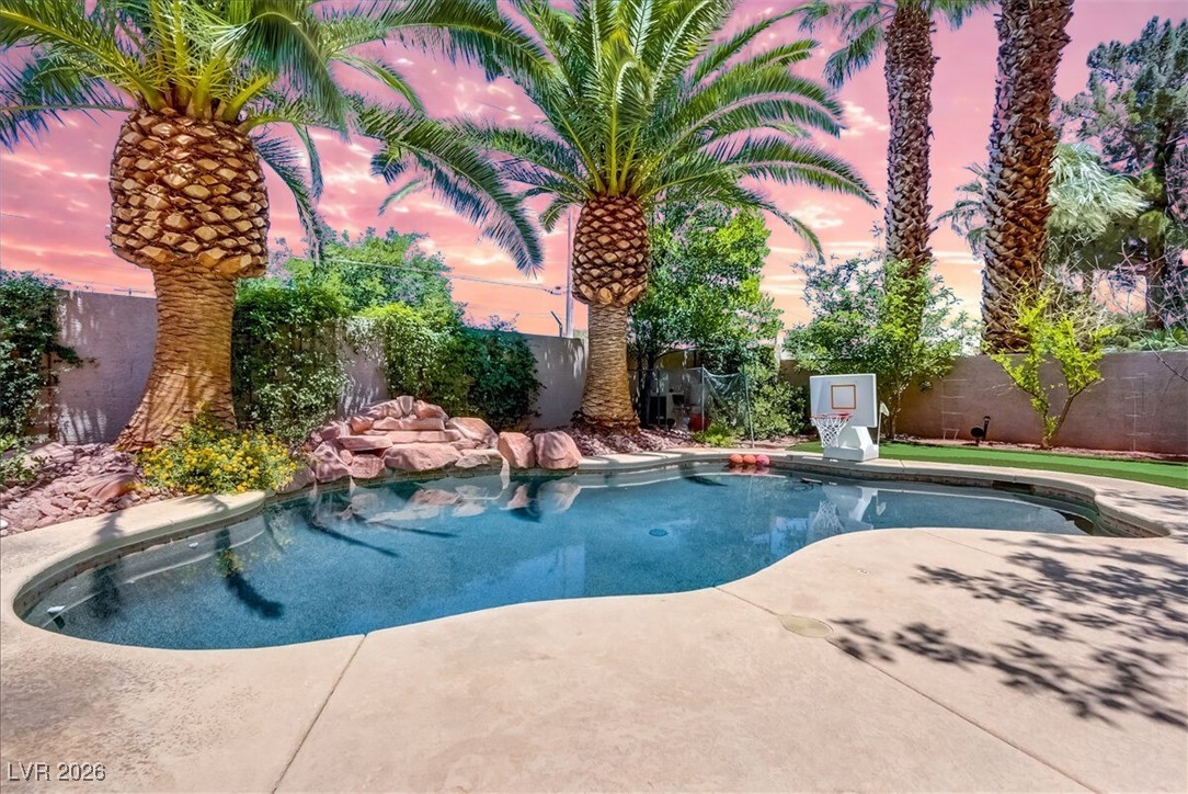 2500 Wimbledon Drive