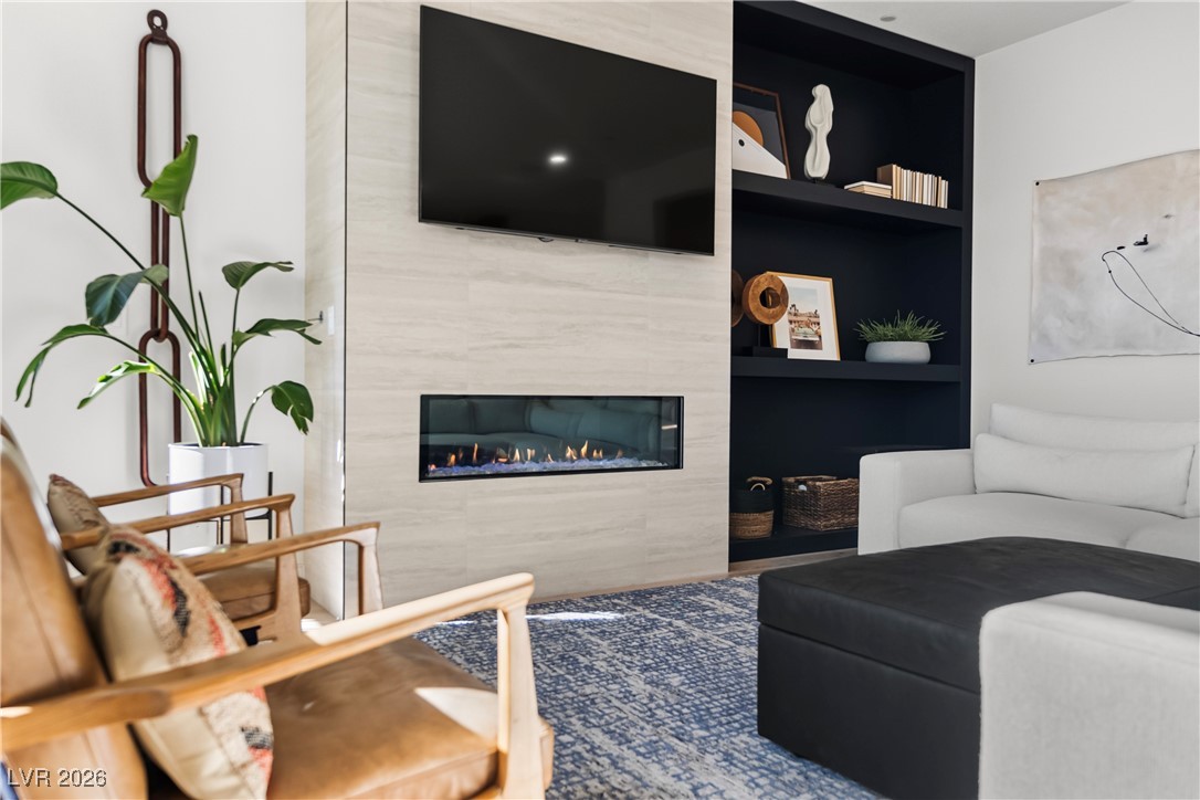 10125 Sequoia Glen Avenue