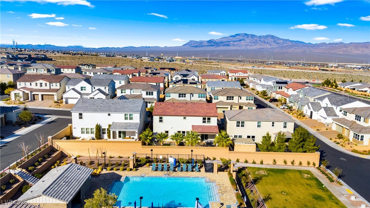 10125 Sequoia Glen Avenue