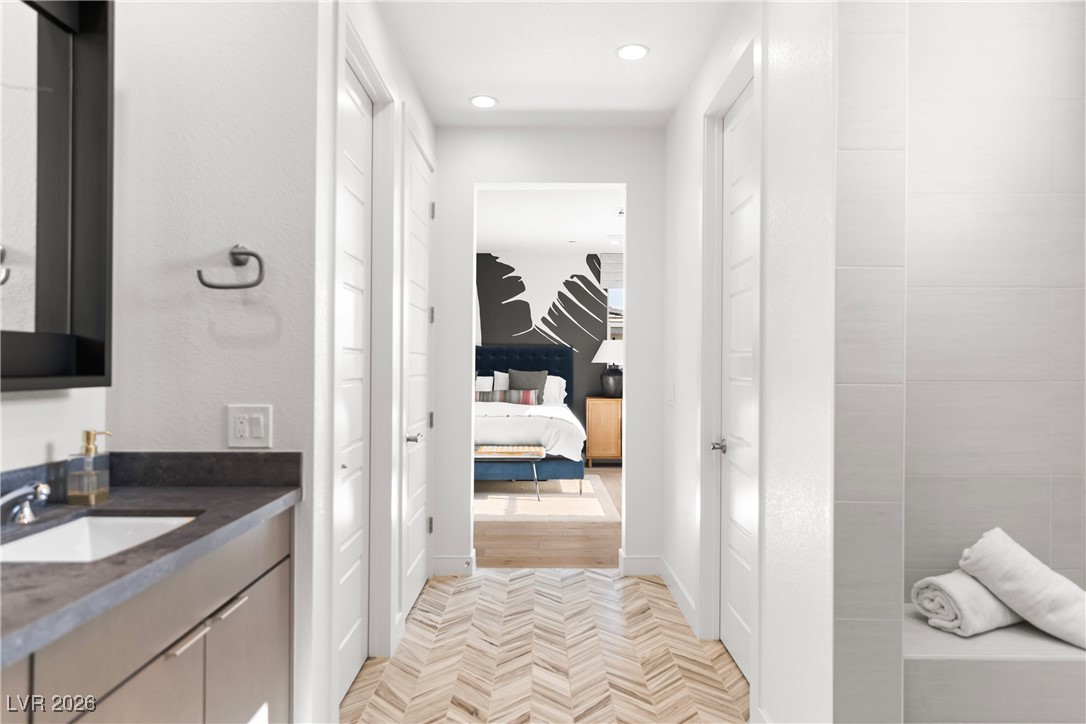 10125 Sequoia Glen Avenue