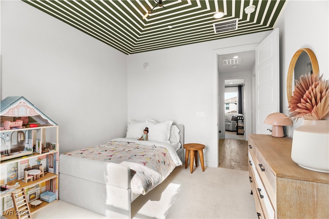 10125 Sequoia Glen Avenue