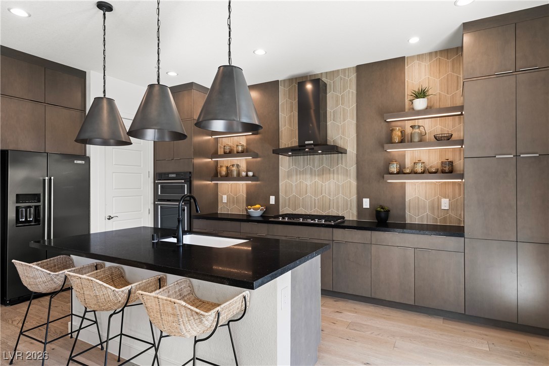 10125 Sequoia Glen Avenue