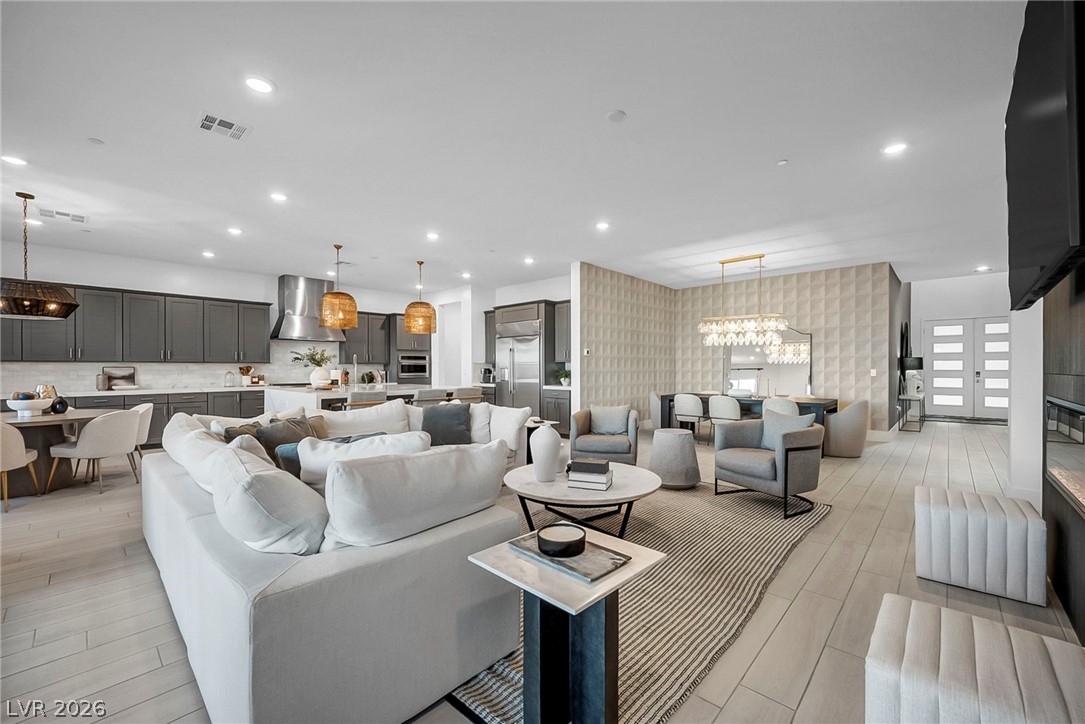 318 Kandinsky Court