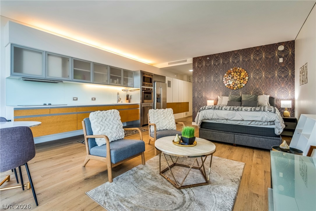 3722 Las Vegas Boulevard 1810