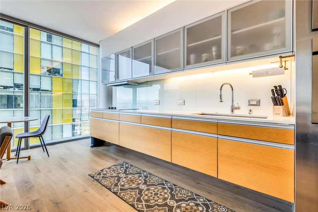 3722 Las Vegas Boulevard 1810