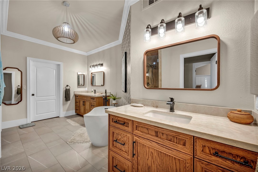 828 Singing Drum Drive