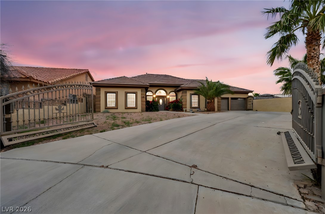 828 Singing Drum Drive