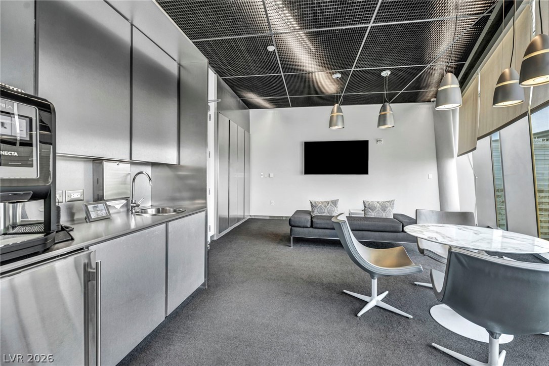 3726 Las Vegas Boulevard 1109