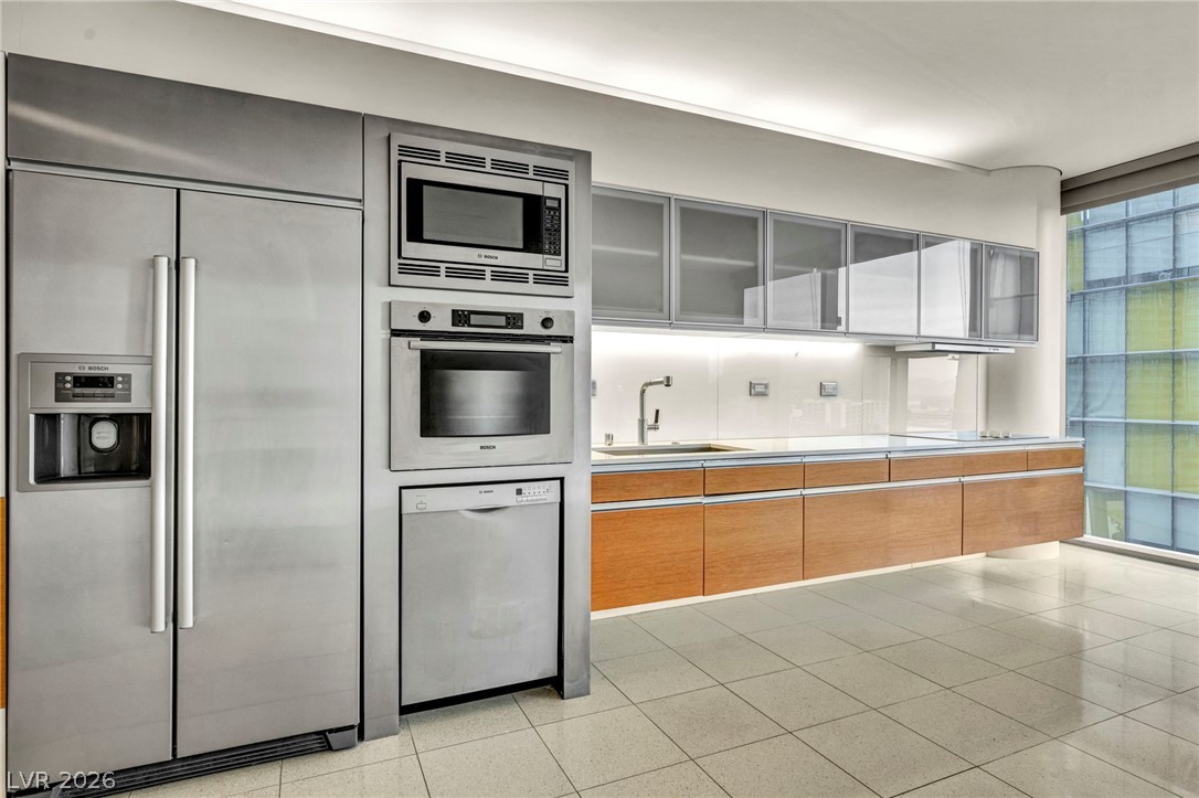 3726 Las Vegas Boulevard 1109