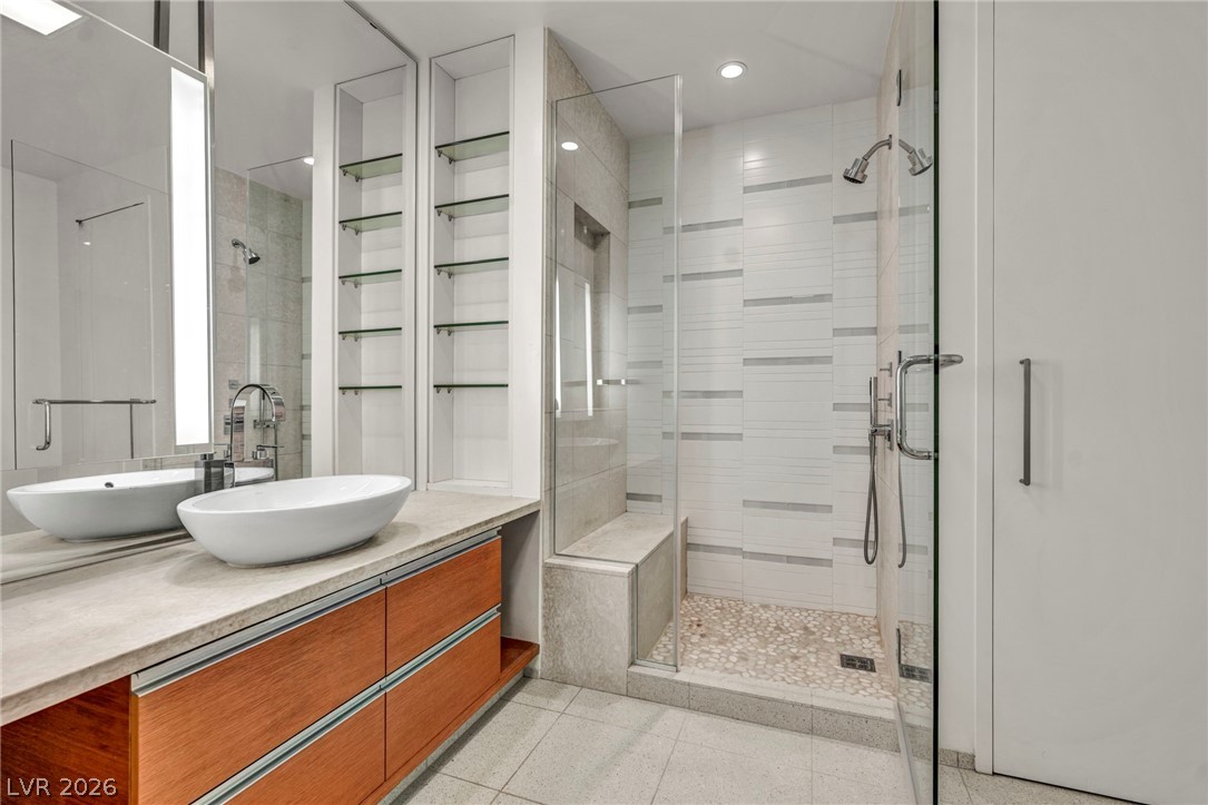 3726 Las Vegas Boulevard 1109