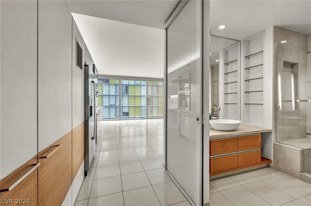 3726 Las Vegas Boulevard 1109