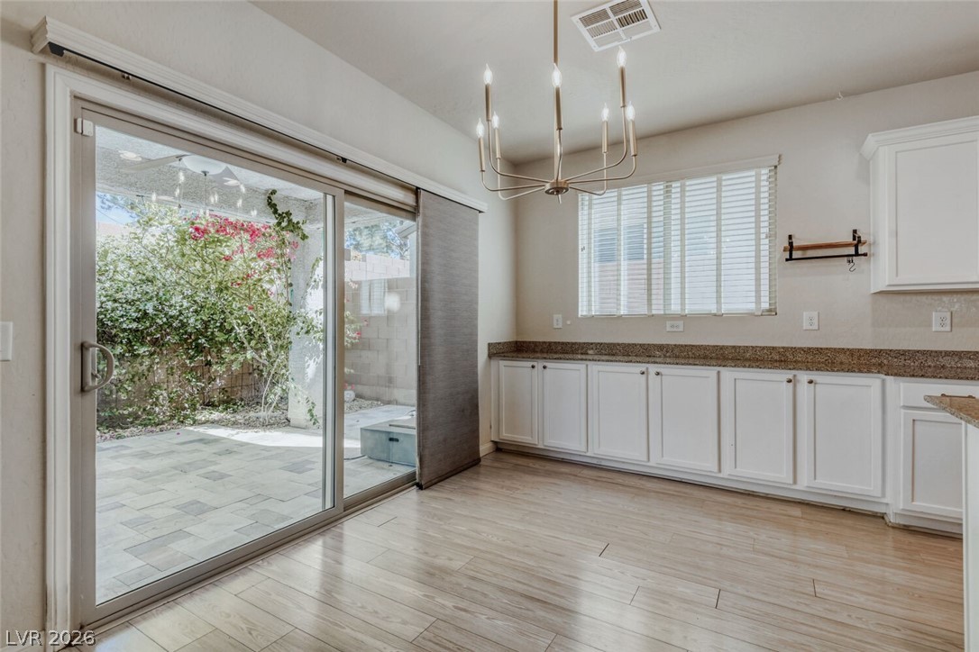 6860 Stonetrace Street