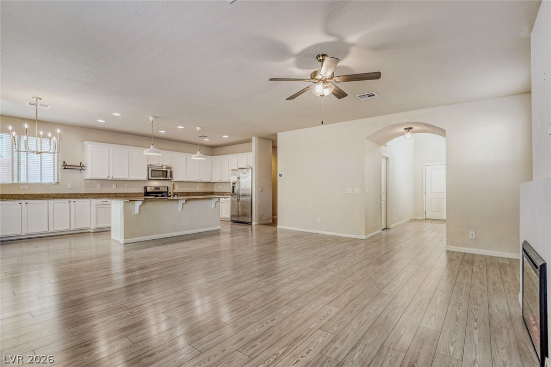 6860 Stonetrace Street