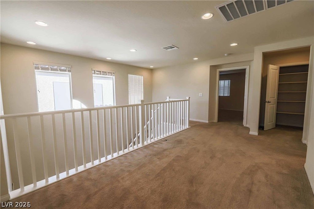 6860 Stonetrace Street