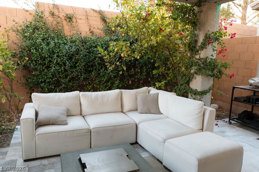 6860 Stonetrace Street