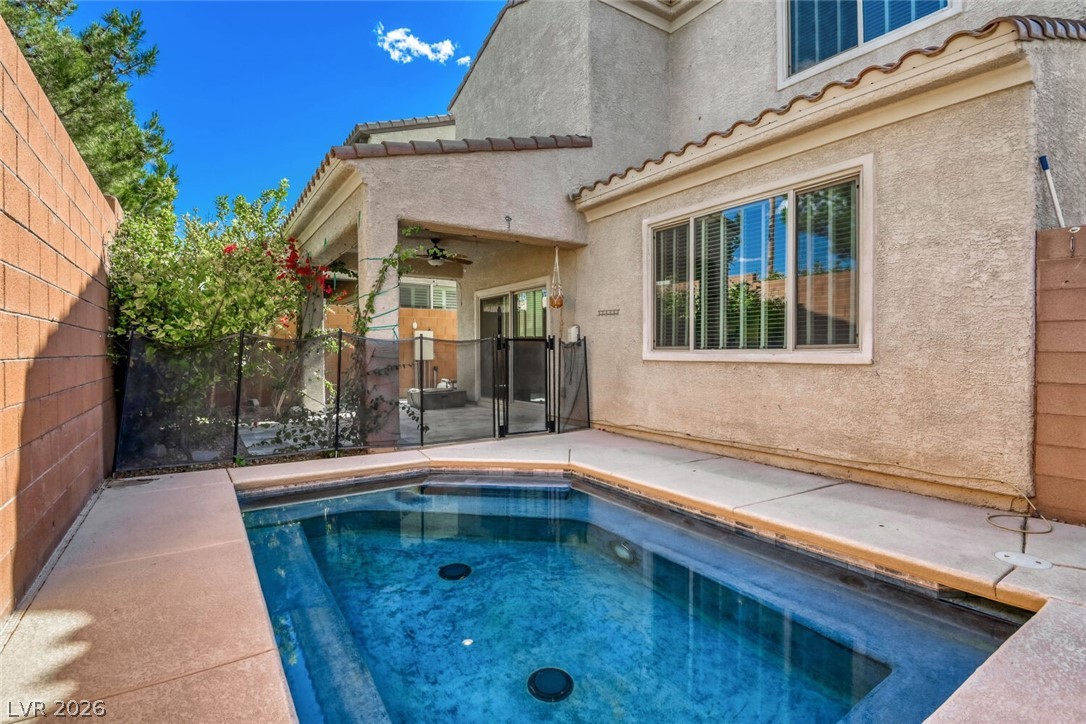 6860 Stonetrace Street