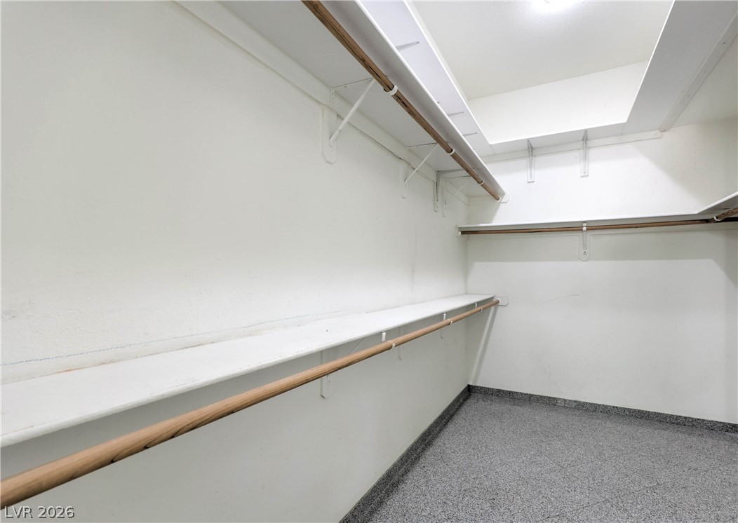 10 Castle Creek Court