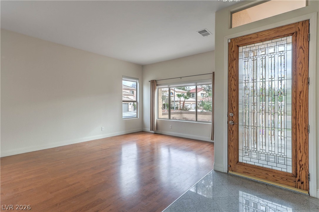 10 Castle Creek Court