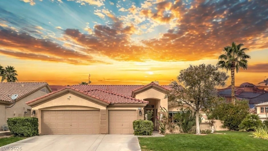 10 Castle Creek Court