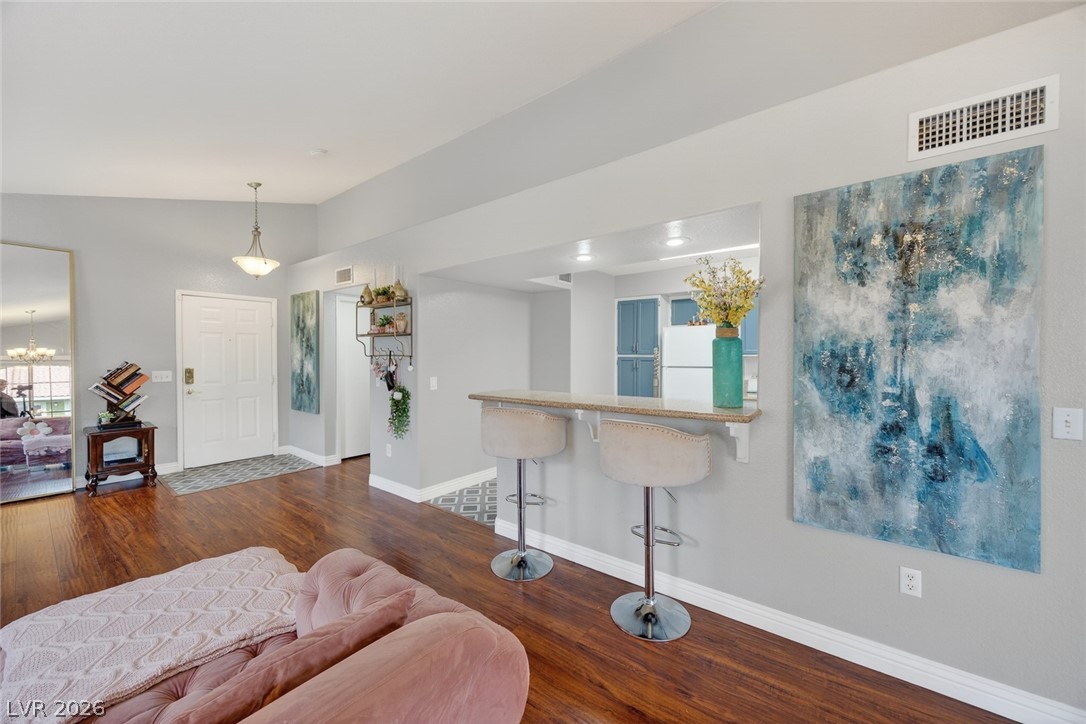 7950 West Flamingo Road 2056