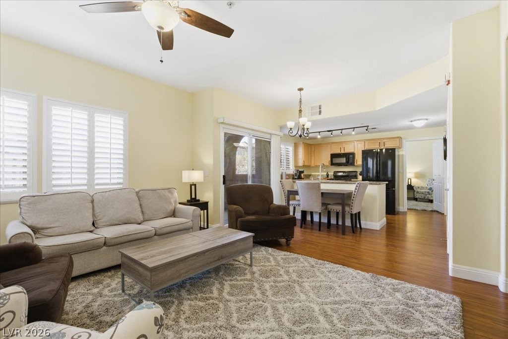 7660 West Eldorado Lane 136