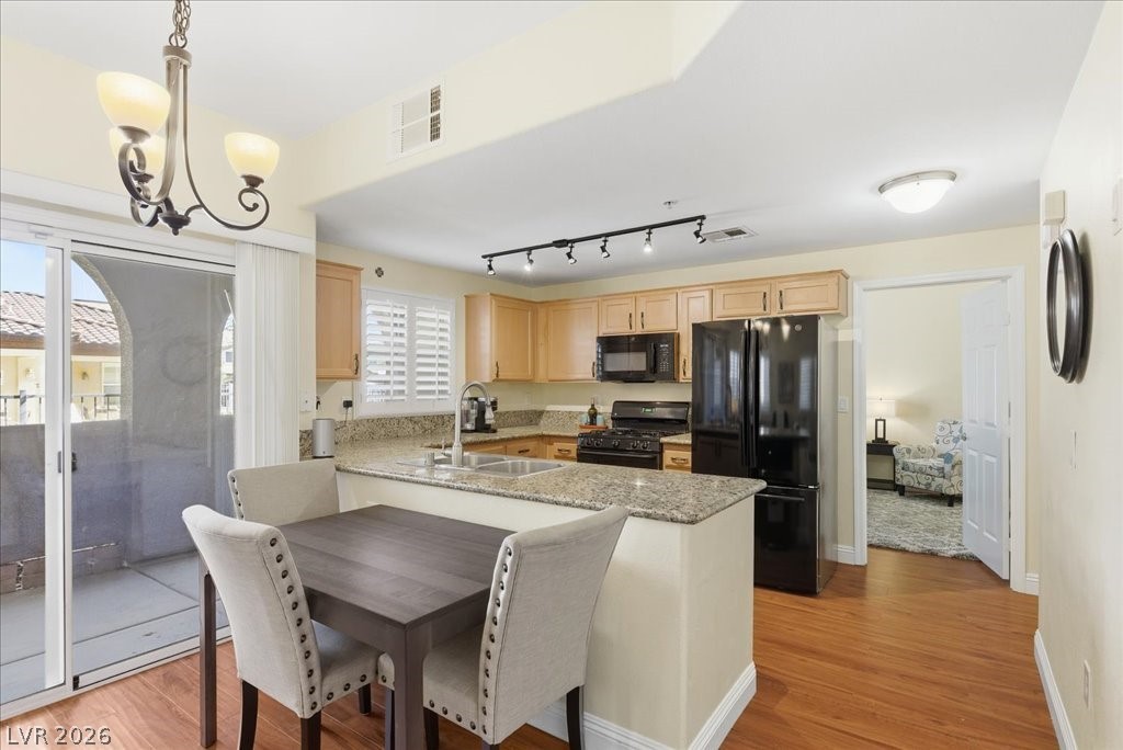 7660 West Eldorado Lane 136