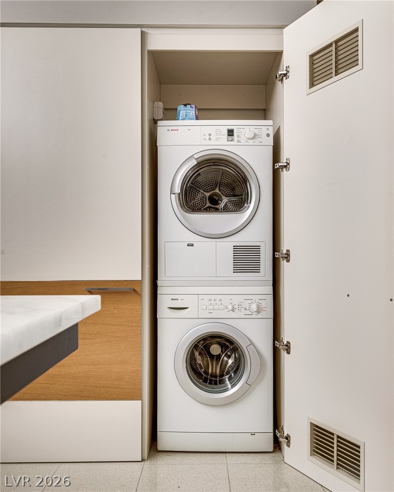 3726 Las Vegas Boulevard 2203