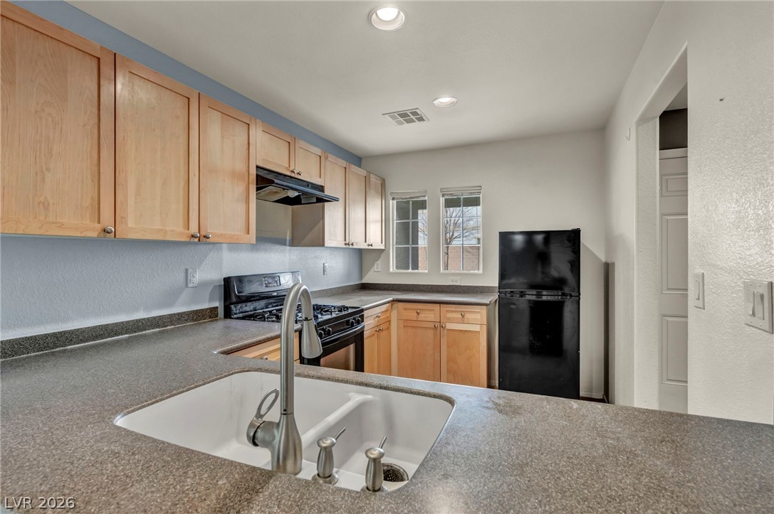 9145 Careful Canvas Avenue