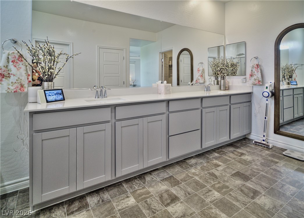 1606 Dire Wolf Avenue