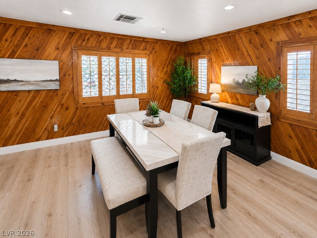 6228 Autumn Creek Drive