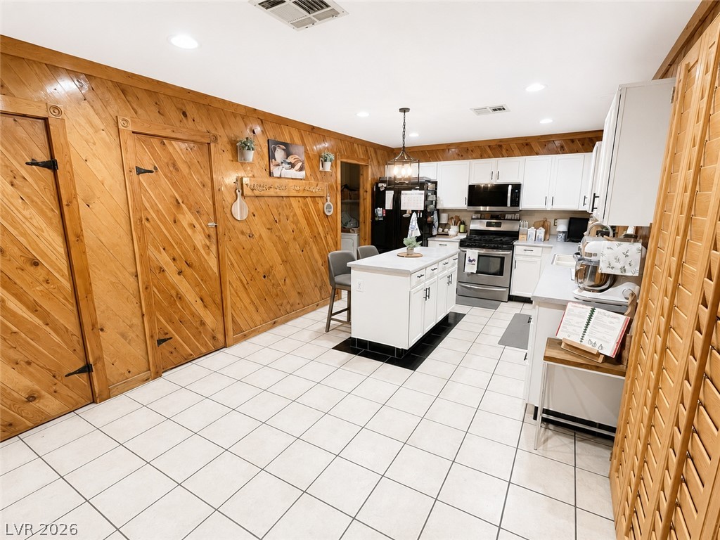 6228 Autumn Creek Drive