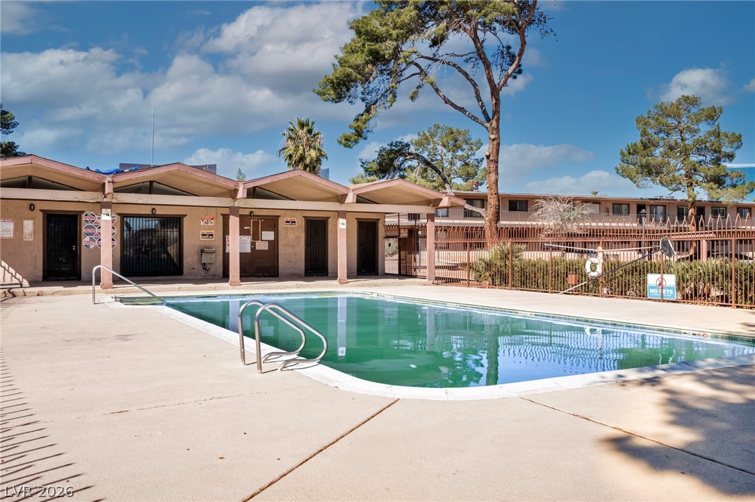 605 South Royal Crest Circle 9