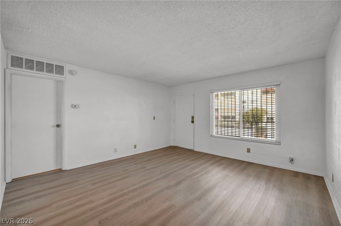 605 South Royal Crest Circle 9