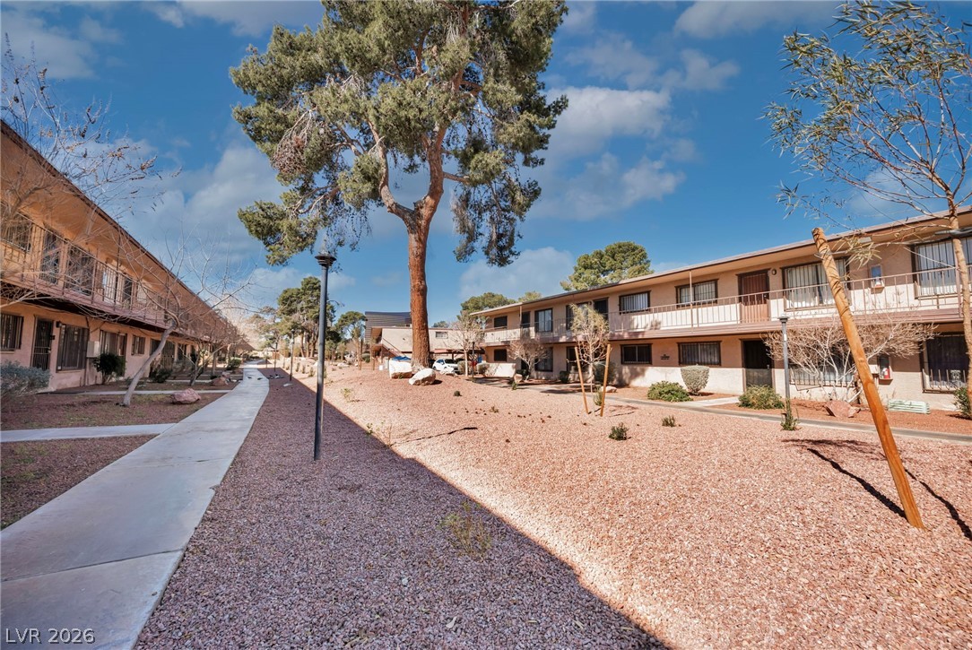 605 South Royal Crest Circle 9