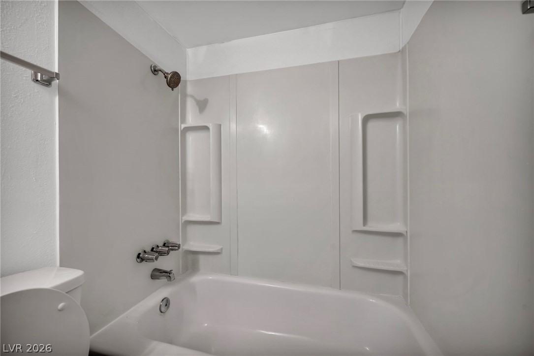 605 South Royal Crest Circle 9