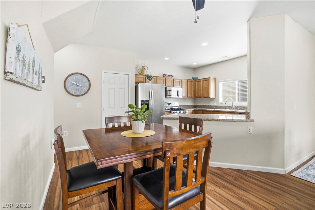 6329 Sandy Ridge Street 2