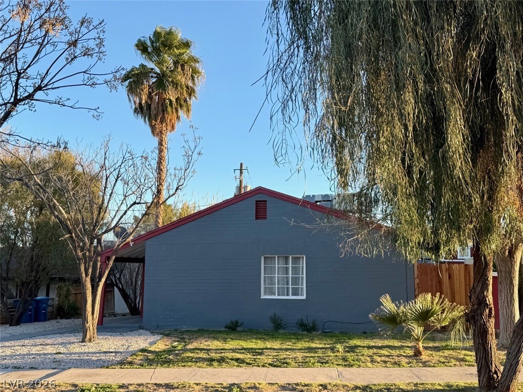 1622 Thelma Lane