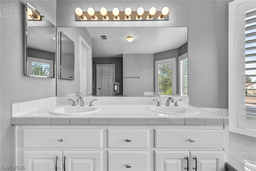 2016 Silverton Drive