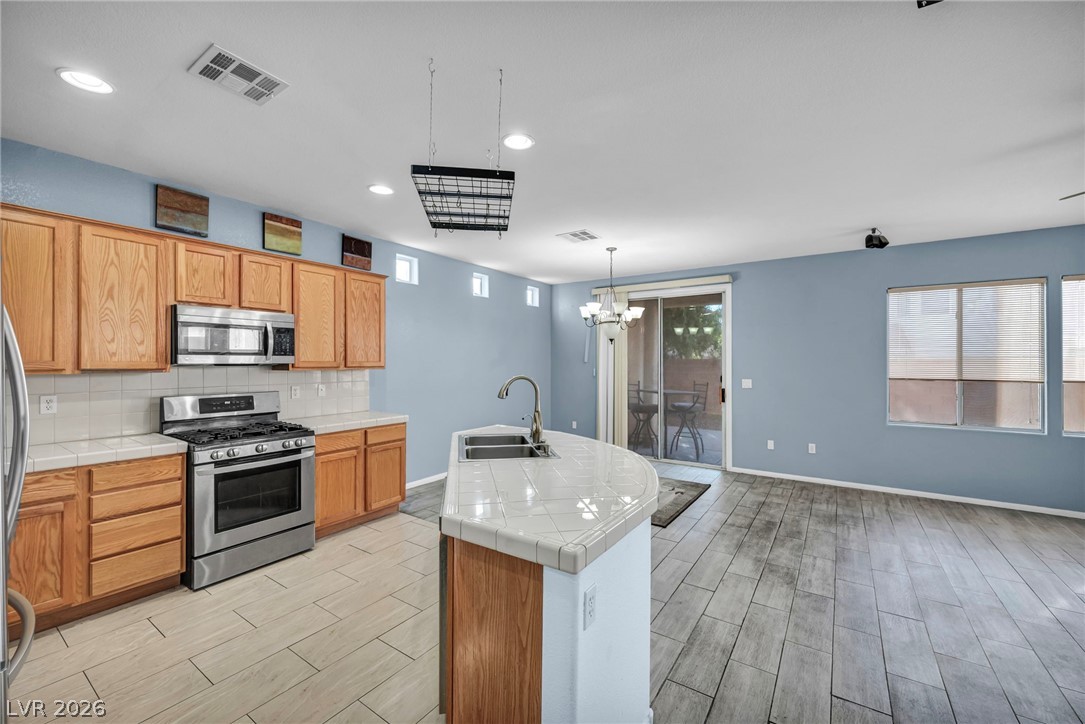 5359 Champion Run Street