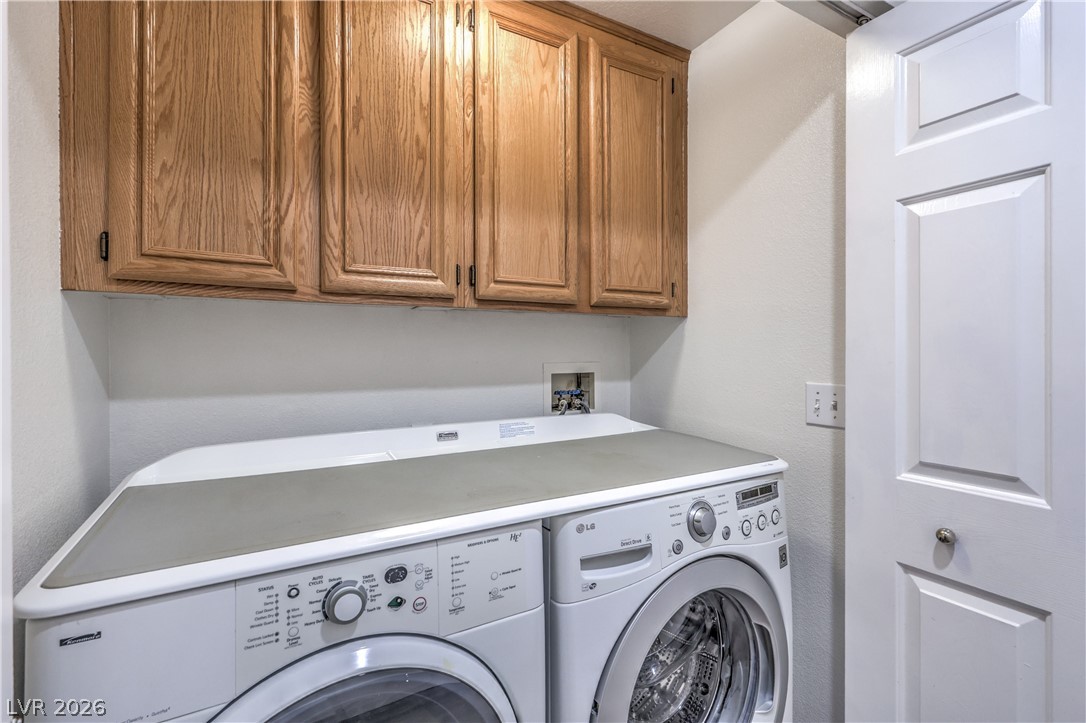 8233 West Rochelle Avenue