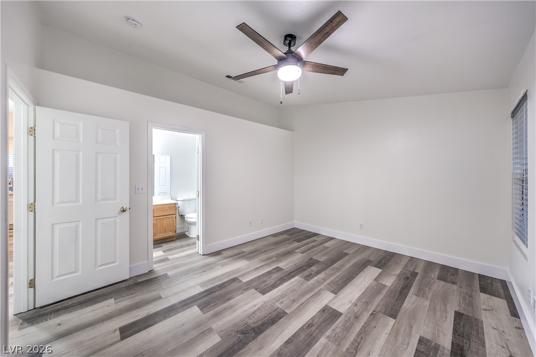 8233 West Rochelle Avenue