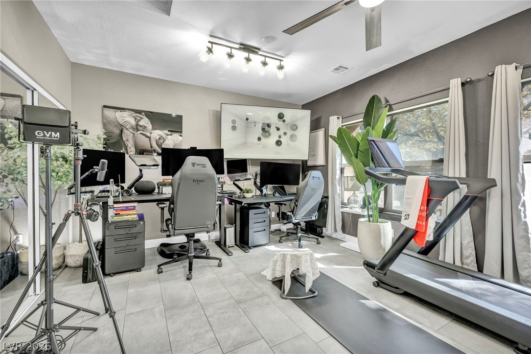 11212 Dell Cliffs Court