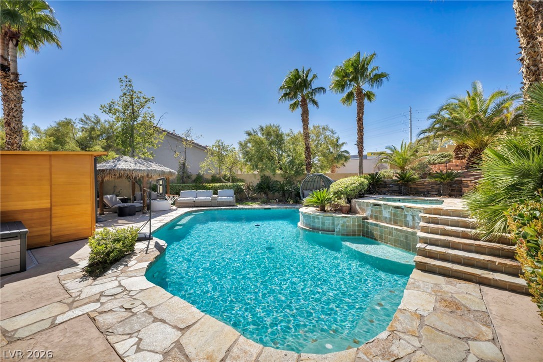 11212 Dell Cliffs Court