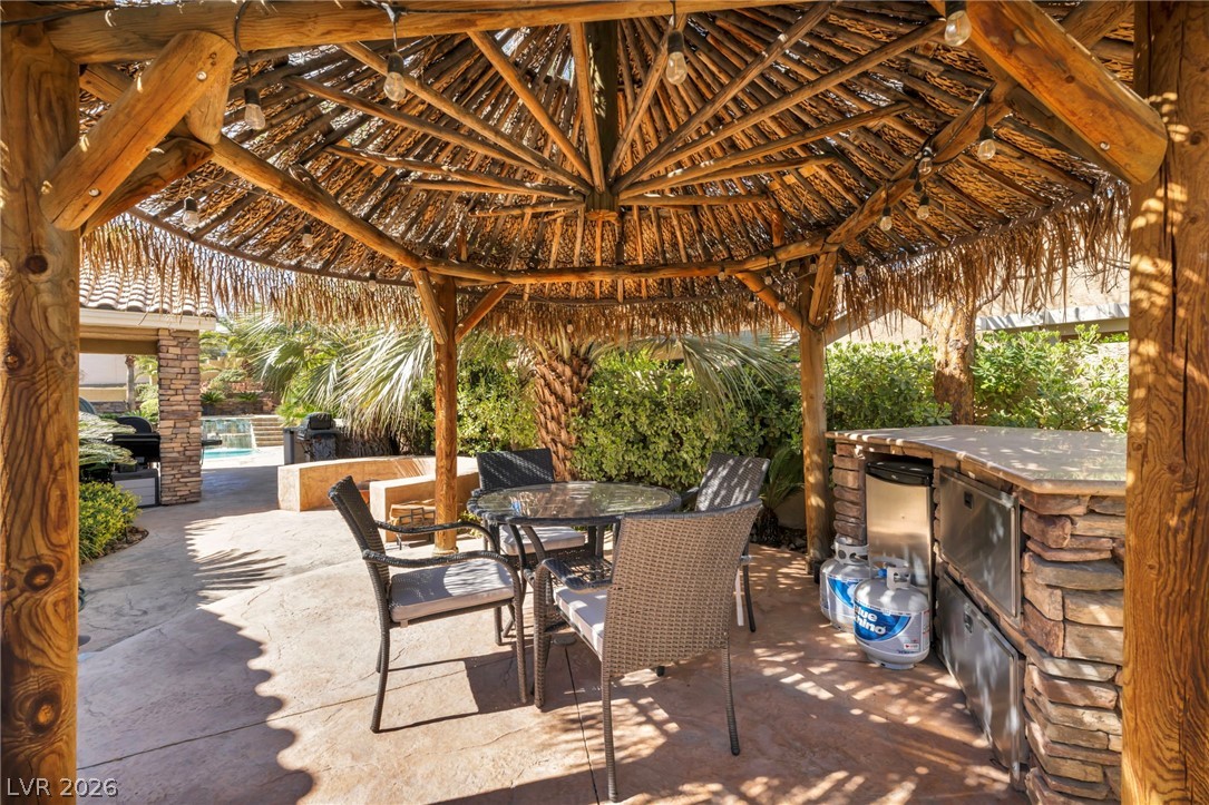 11212 Dell Cliffs Court