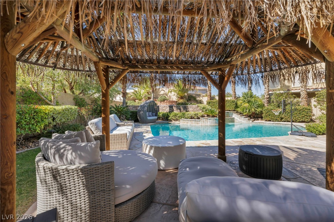 11212 Dell Cliffs Court