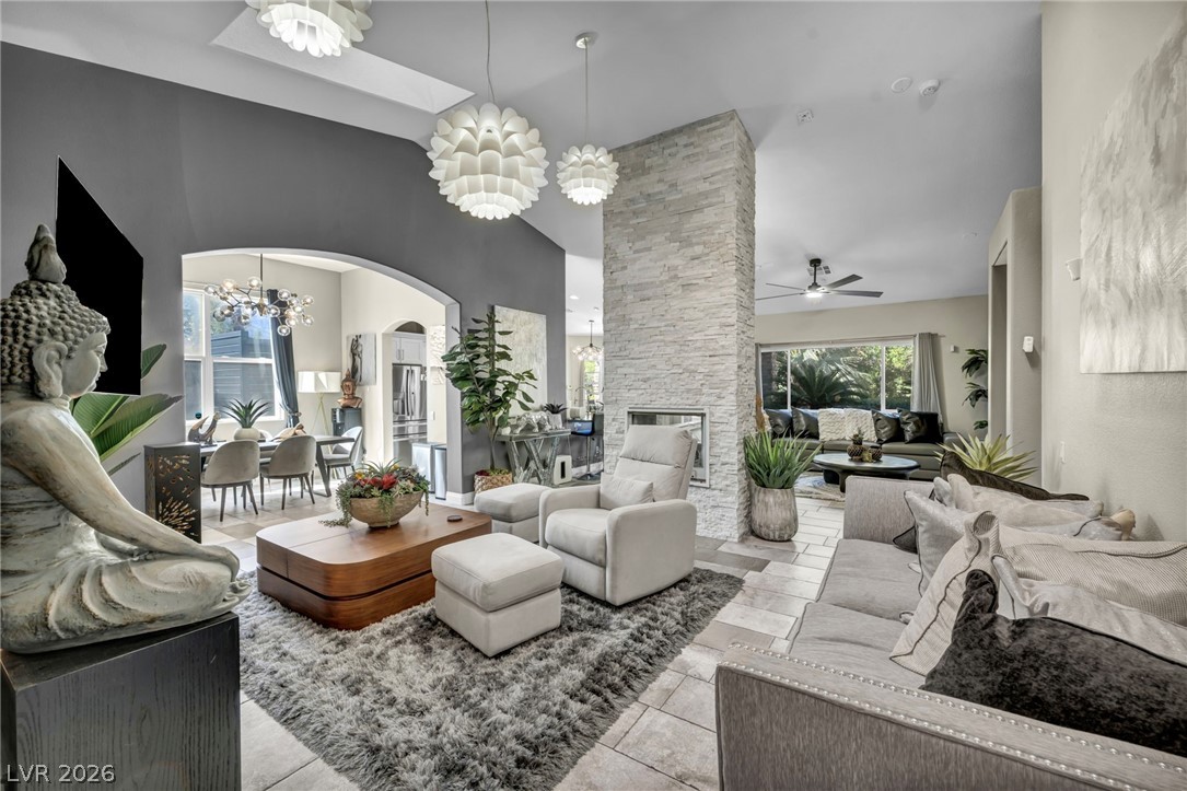 11212 Dell Cliffs Court