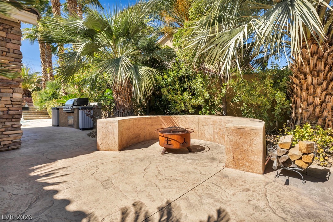 11212 Dell Cliffs Court