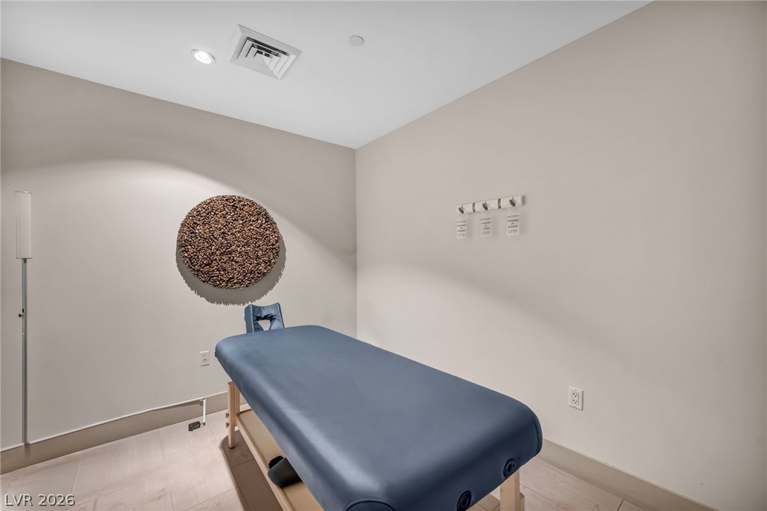 8255 Las Vegas Boulevard 719