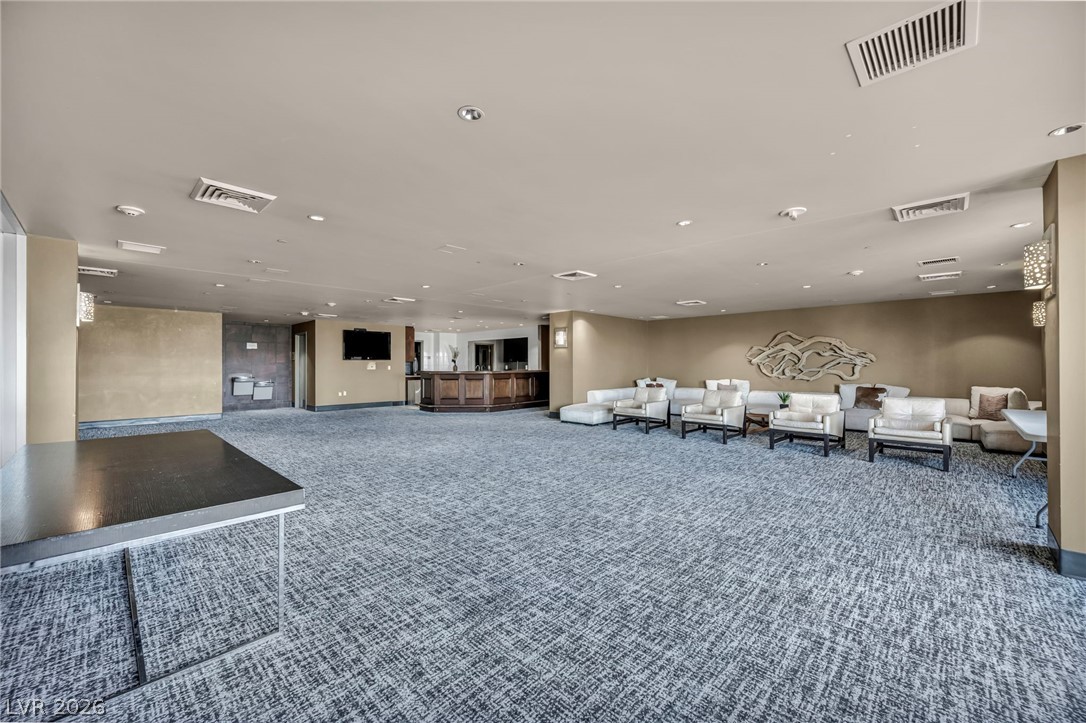 8255 Las Vegas Boulevard 719