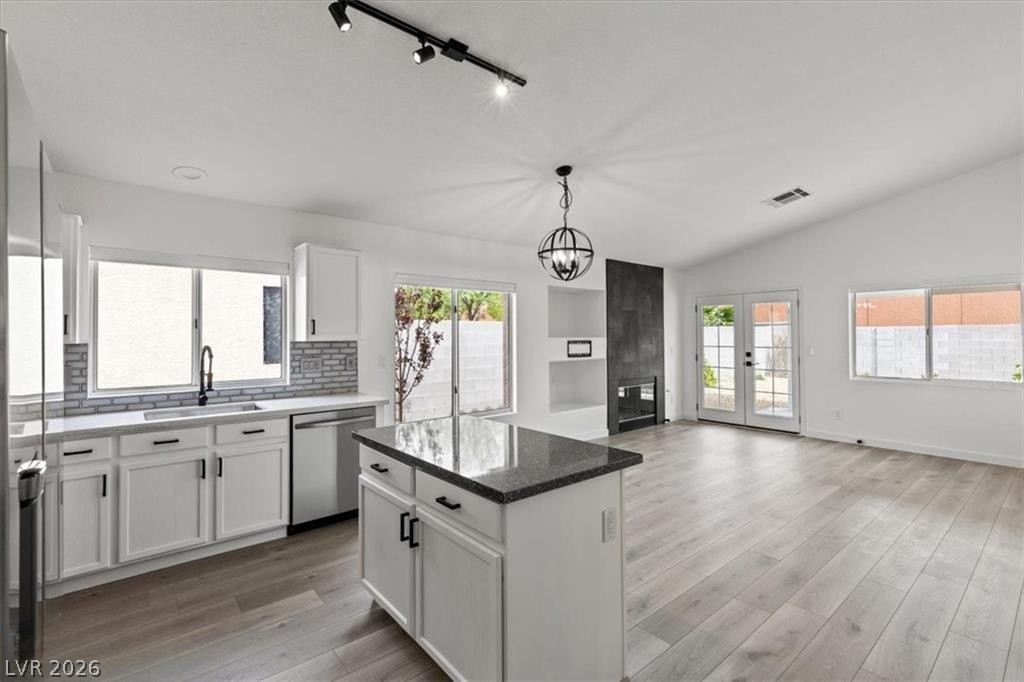 5212 Fall Meadows Avenue